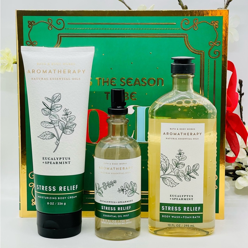 Bath and Body Works Aromatherapy Stress Relief Eucalyptus-Spearmint 3Pc Gift Box